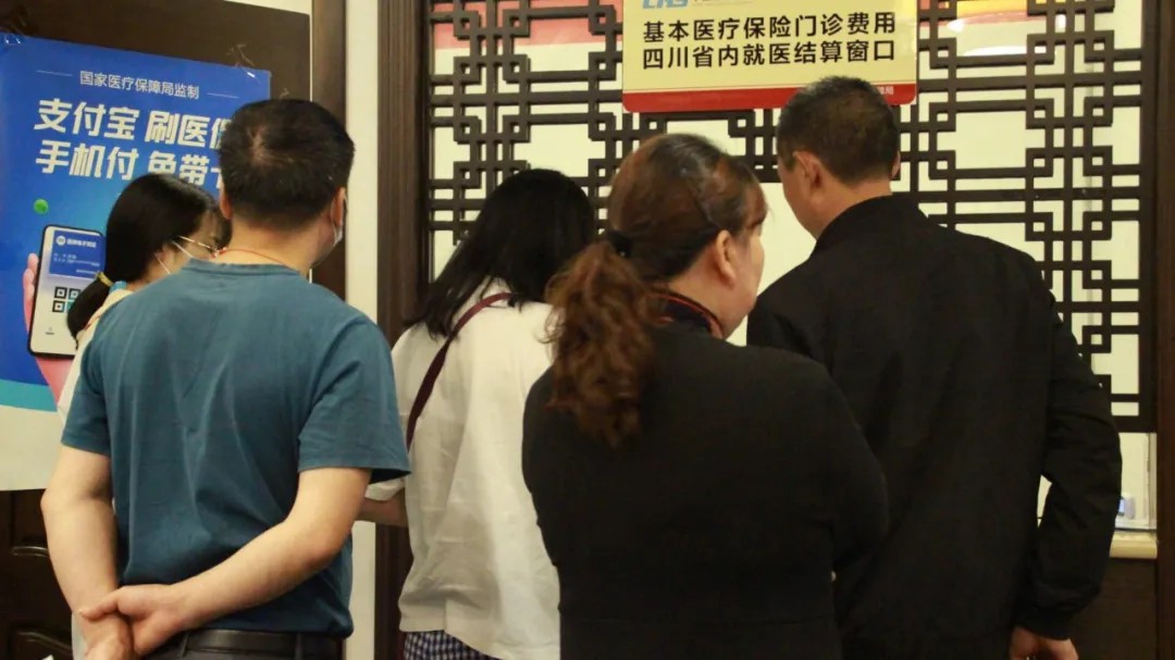 【聚焦御生名医 传承中医文化】成都御生堂五一惠享健康活动取得圆满成功!