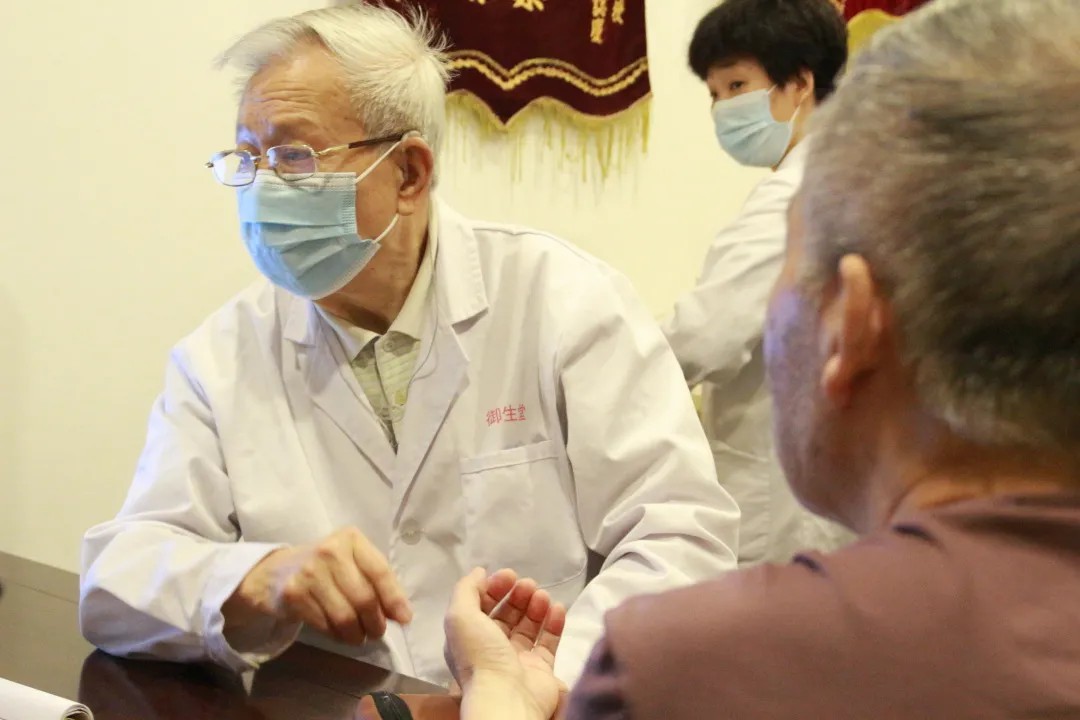 【聚焦御生名医 传承中医文化】成都御生堂五一惠享健康活动取得圆满成功!